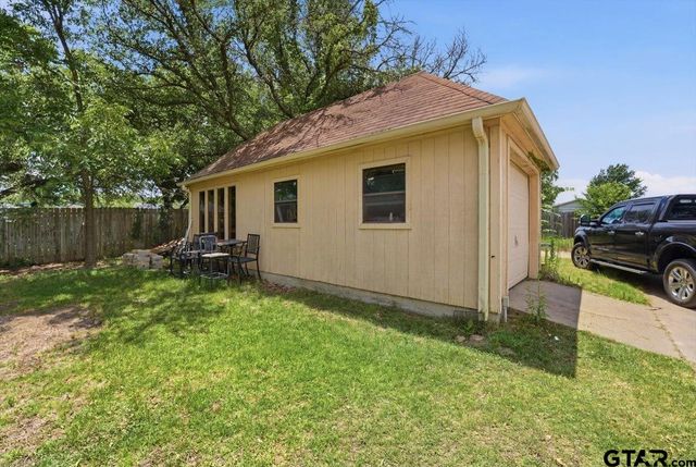 130 MULBERRY, Van, TX 75790