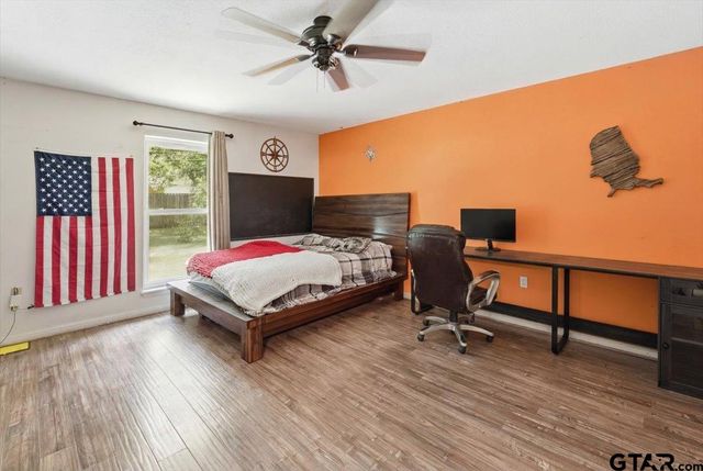 130 MULBERRY, Van, TX 75790