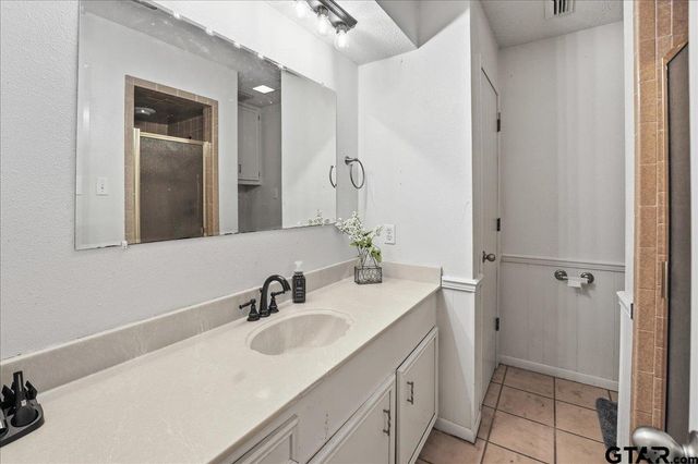 130 MULBERRY, Van, TX 75790