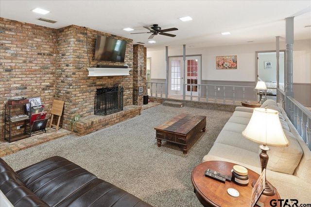 130 MULBERRY, Van, TX 75790