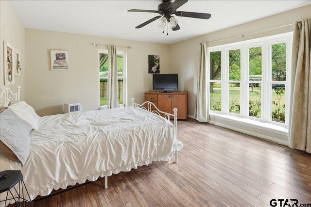 130 MULBERRY, Van, TX 75790
