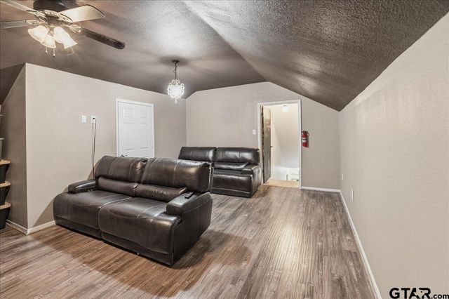 130 MULBERRY, Van, TX 75790