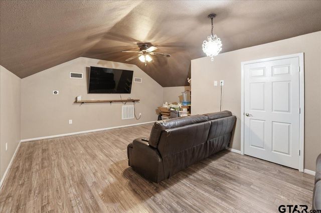 130 MULBERRY, Van, TX 75790