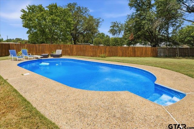 130 MULBERRY, Van, TX 75790