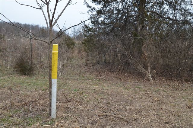 10051 NW Campbell Road, Fayetteville, AR 72701