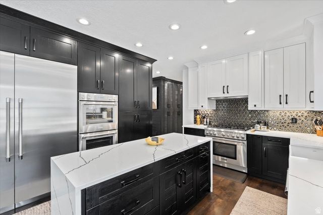 1064 W PARK PALISADE DR, South Jordan, UT 84095