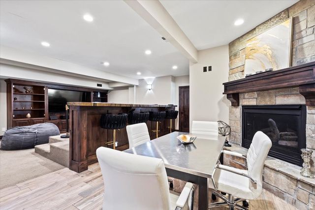 1064 W PARK PALISADE DR, South Jordan, UT 84095