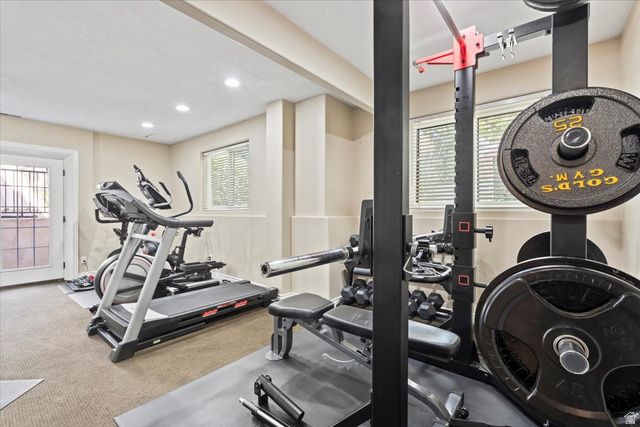 1064 W PARK PALISADE DR, South Jordan, UT 84095