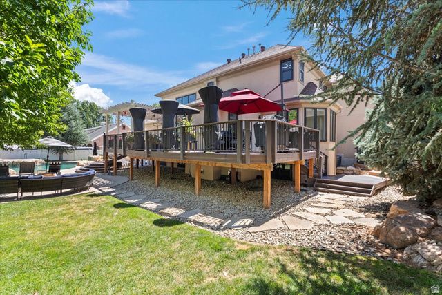 1064 W PARK PALISADE DR, South Jordan, UT 84095
