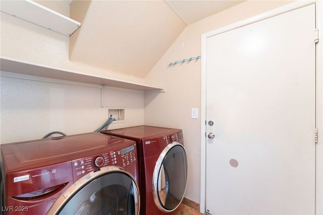 1975 Verde Mirada Drive, Las Vegas, NV 89115