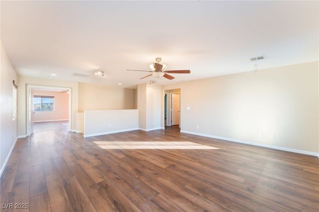 1975 Verde Mirada Drive, Las Vegas, NV 89115