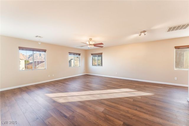 1975 Verde Mirada Drive, Las Vegas, NV 89115