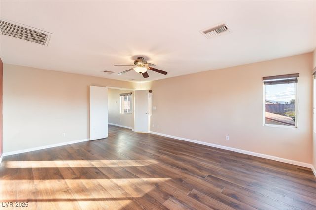 1975 Verde Mirada Drive, Las Vegas, NV 89115