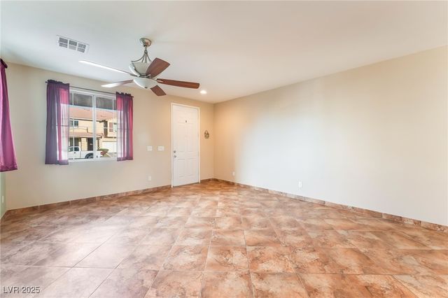 1975 Verde Mirada Drive, Las Vegas, NV 89115