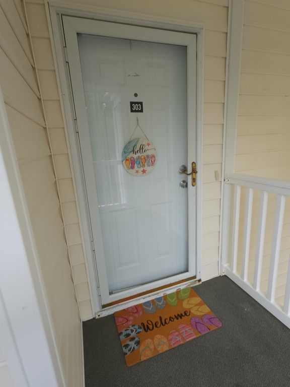 627 Woodmoor Dr Unit 303, Murrells Inlet, SC 29576