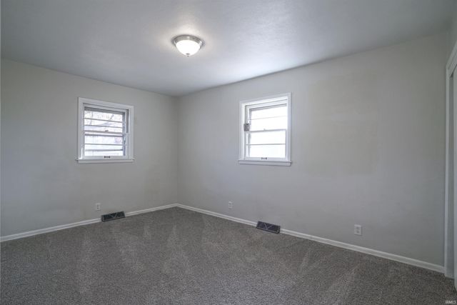 1019 W Lawrence Street, Mishawaka, IN 46545