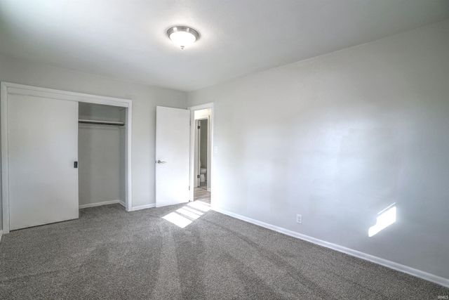 1019 W Lawrence Street, Mishawaka, IN 46545