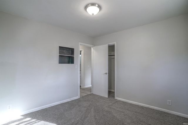 1019 W Lawrence Street, Mishawaka, IN 46545