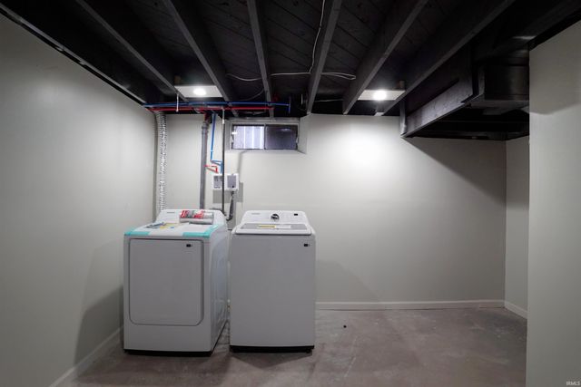 1019 W Lawrence Street, Mishawaka, IN 46545