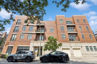 1600 N Marshfield Avenue 304, Chicago, IL 60622