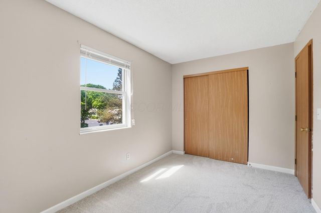 7884 Barkwood Drive, 20C, Columbus, OH 43085