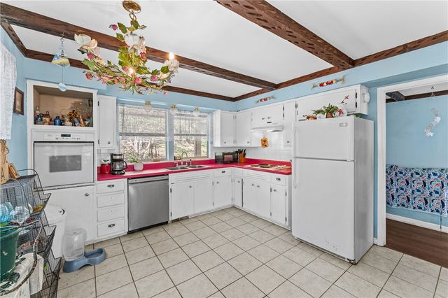 1130 E Shadowridge Drive, Fayetteville, AR 72701