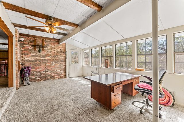 1130 E Shadowridge Drive, Fayetteville, AR 72701