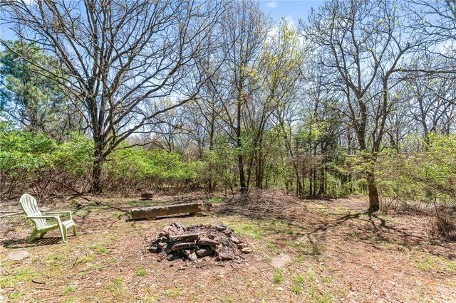 1130 E Shadowridge Drive, Fayetteville, AR 72701