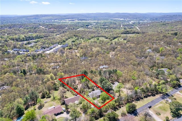 1130 E Shadowridge Drive, Fayetteville, AR 72701