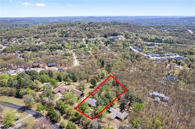 1130 E Shadowridge Drive, Fayetteville, AR 72701