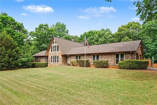 3135 Heritage Crossing Drive, Buford, GA 30519