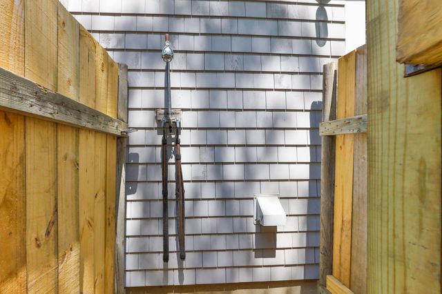 80 Runway Lane, Eastham, MA 02642