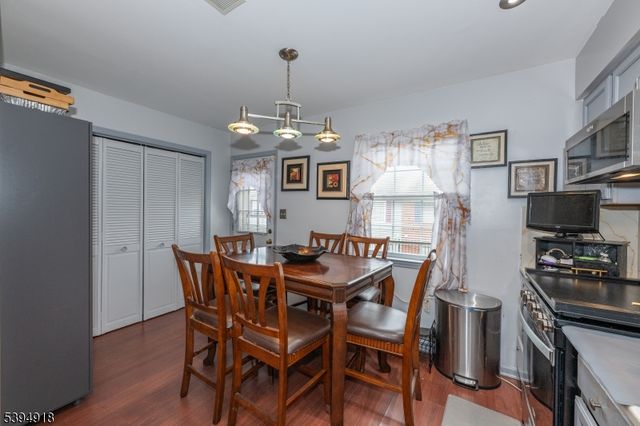 3 Martha Ct, Newark City, NJ 07103