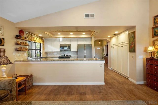 11459 Grassy Trail Dr, San Diego, CA 92127