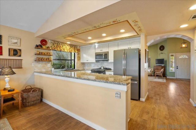 11459 Grassy Trail Dr, San Diego, CA 92127