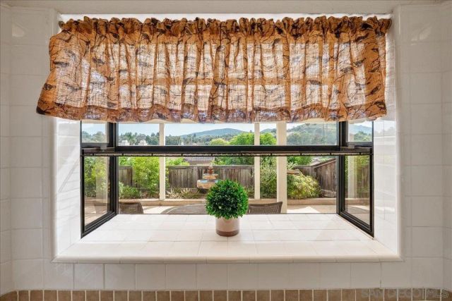 11459 Grassy Trail Dr, San Diego, CA 92127
