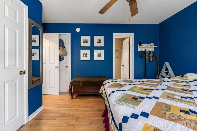 339 Hi Alta Avenue, Asheville, NC 28806