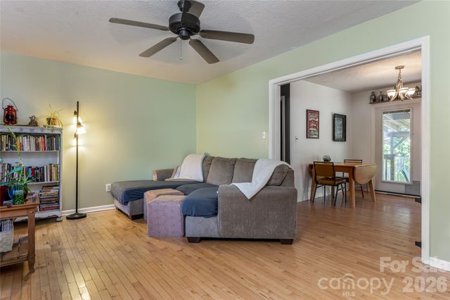 339 Hi Alta Avenue, Asheville, NC 28806