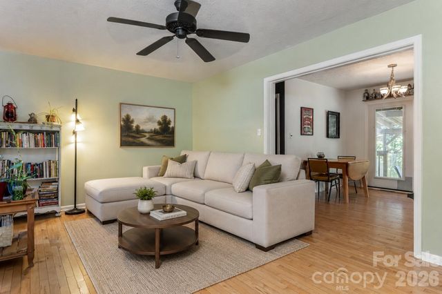 339 Hi Alta Avenue, Asheville, NC 28806