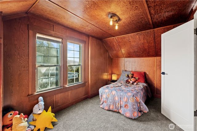 604 academy Street, Kelso, WA 98626