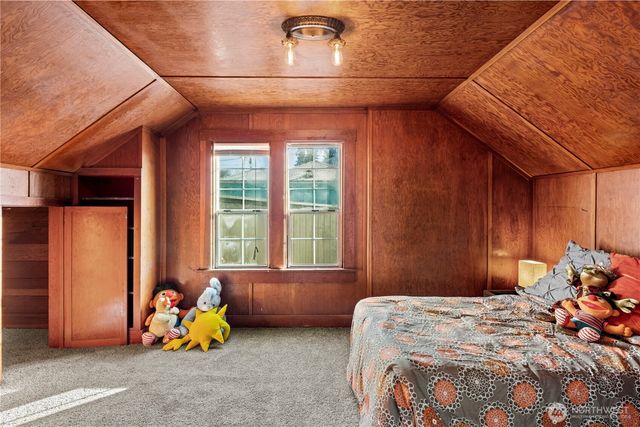 604 academy Street, Kelso, WA 98626