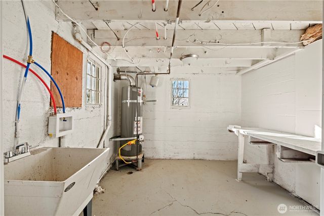 604 academy Street, Kelso, WA 98626