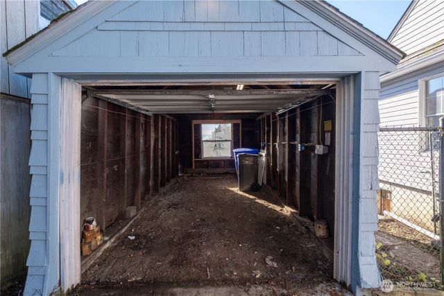 604 academy Street, Kelso, WA 98626