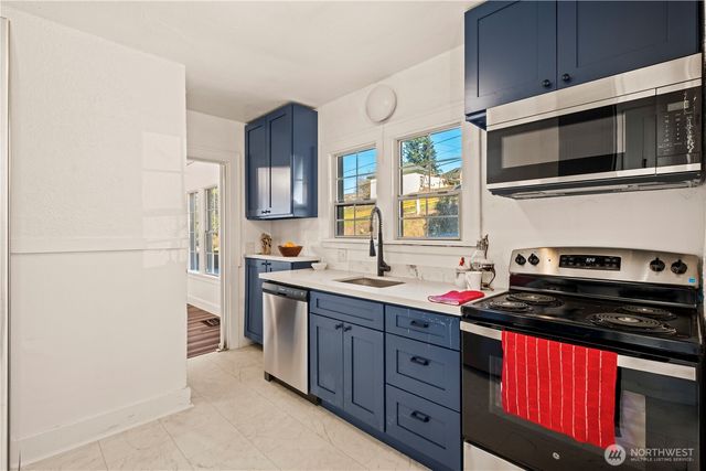 604 academy Street, Kelso, WA 98626