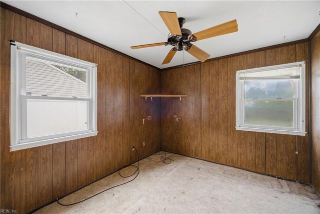 1003 Rollins CIR, Hampton, VA 23663