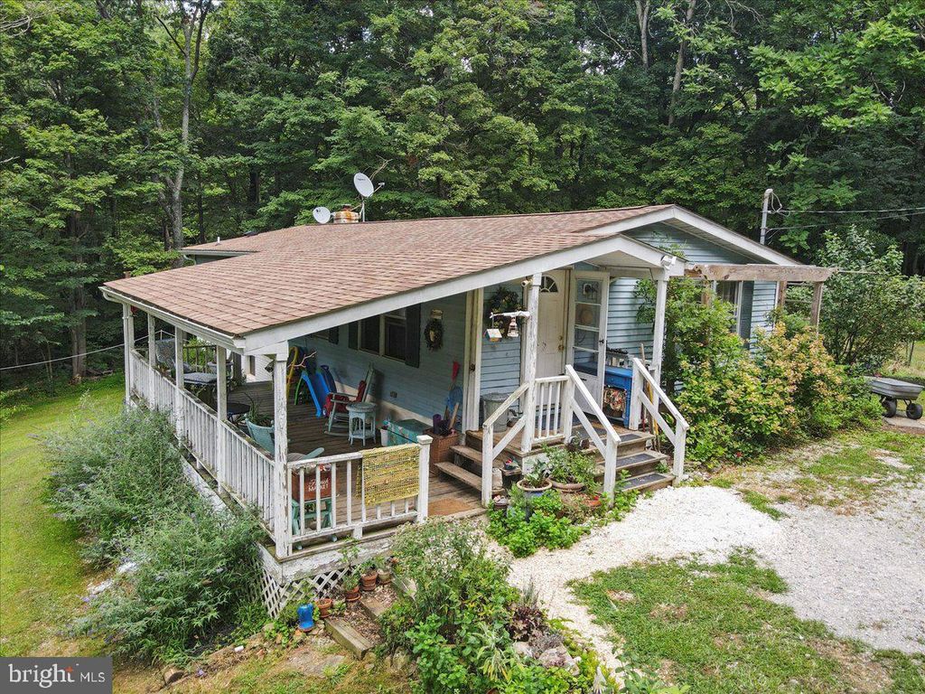 7901-B FRIENDS CREEK RD, Emmitsburg, MD 21727