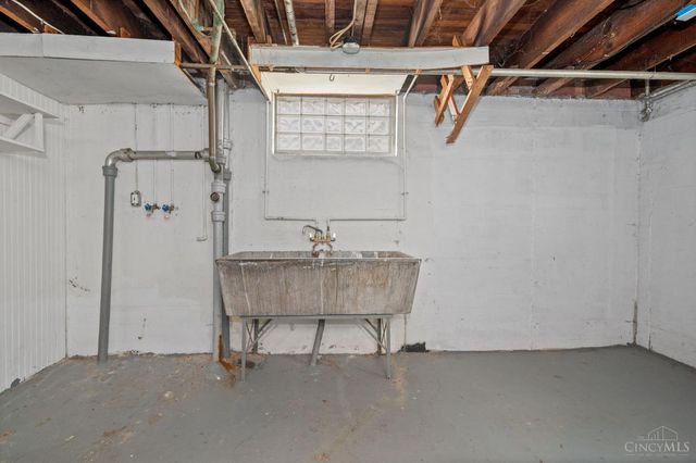 3537 Daytona Avenue, Cincinnati, OH 45211