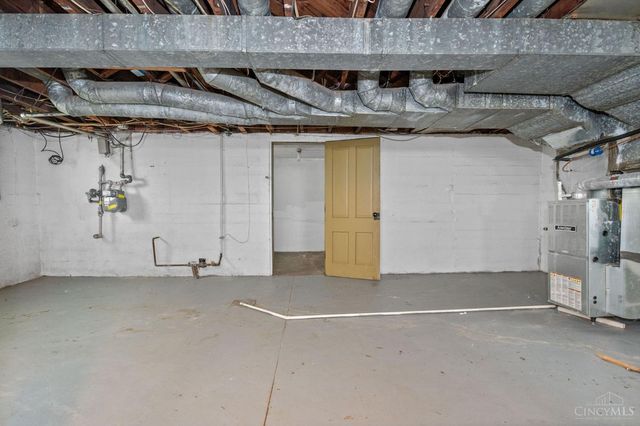 3537 Daytona Avenue, Cincinnati, OH 45211