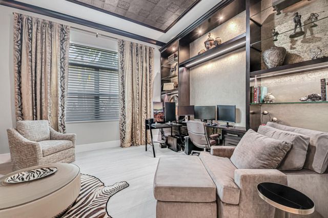 9228 Coral Isles Circle, Palm Beach Gardens, FL 33412