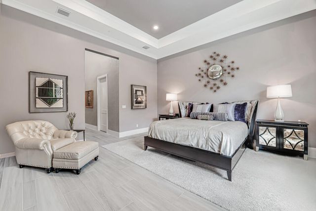 9228 Coral Isles Circle, Palm Beach Gardens, FL 33412